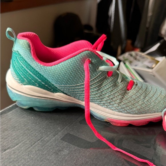 Girls Sketches Memory foam - Picture 3 of 6